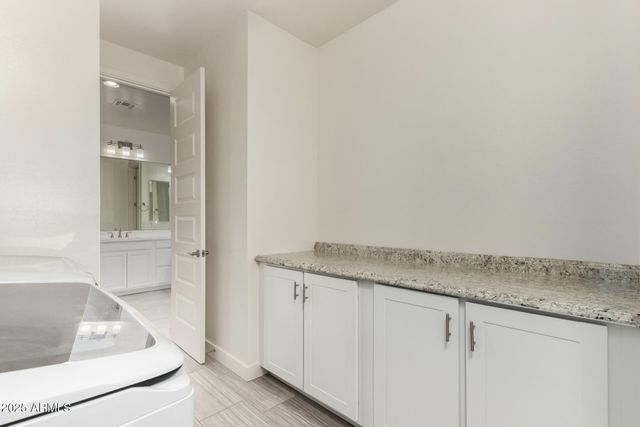 4155 E WEATHER VANE Road, Gilbert, AZ 85296