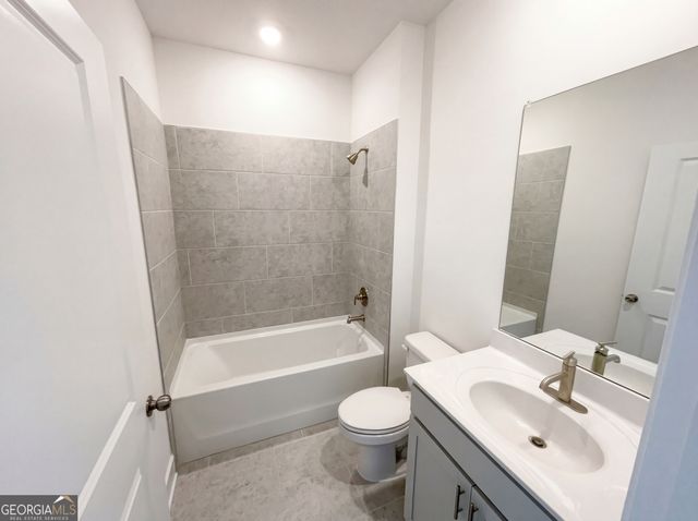 8 Mayhaw Point, Sharpsburg, GA 30277