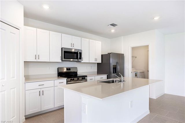 4090 San Felice LN, North Fort Myers, FL 33917