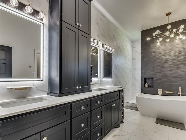 10609 Quail Reserve Road, Oklahoma City, OK 73173