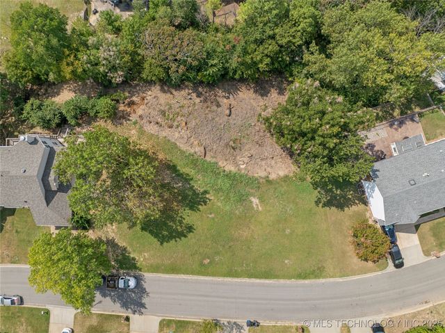 7738 S Canton Avenue, Tulsa, OK 74136