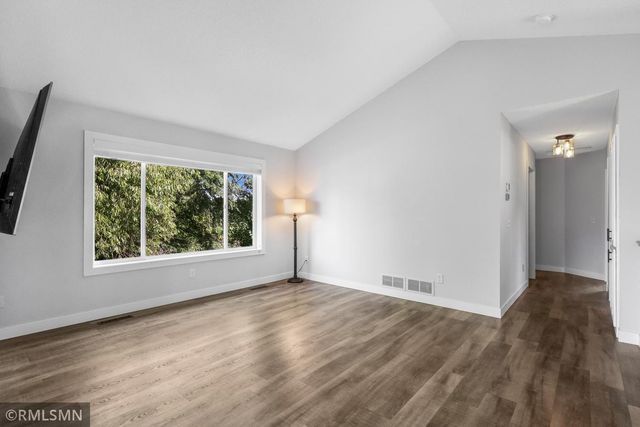 20753 Camden Path, Farmington, MN 55024
