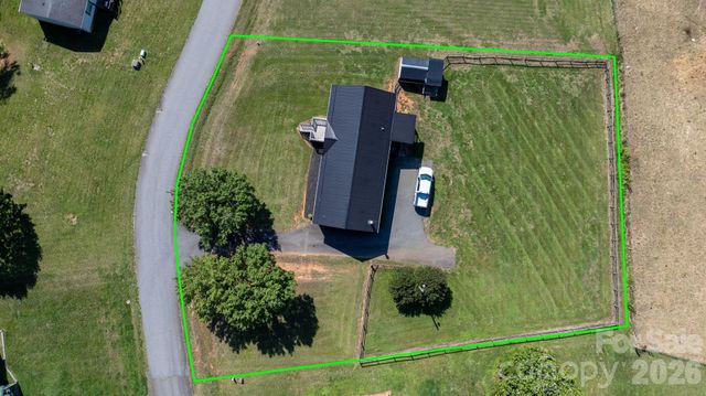 3015 Farm Pond Lane, Granite Falls, NC 28630
