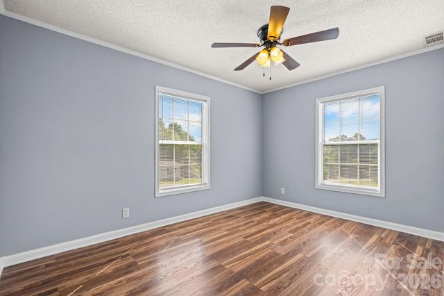 3015 Farm Pond Lane, Granite Falls, NC 28630