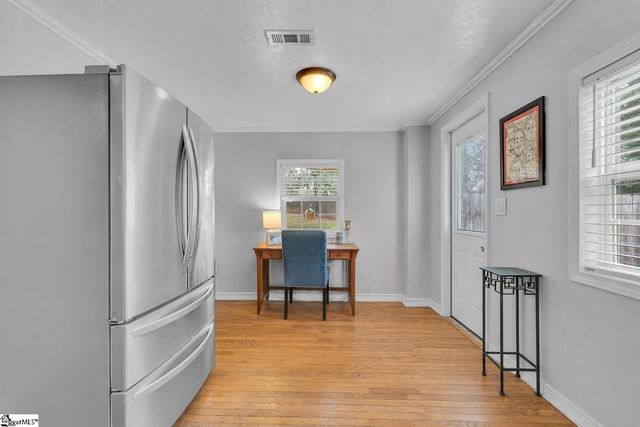 6 Devonshire Lane, Greenville, SC 29617