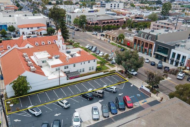 7733 Girard Ave, La Jolla, CA 92037