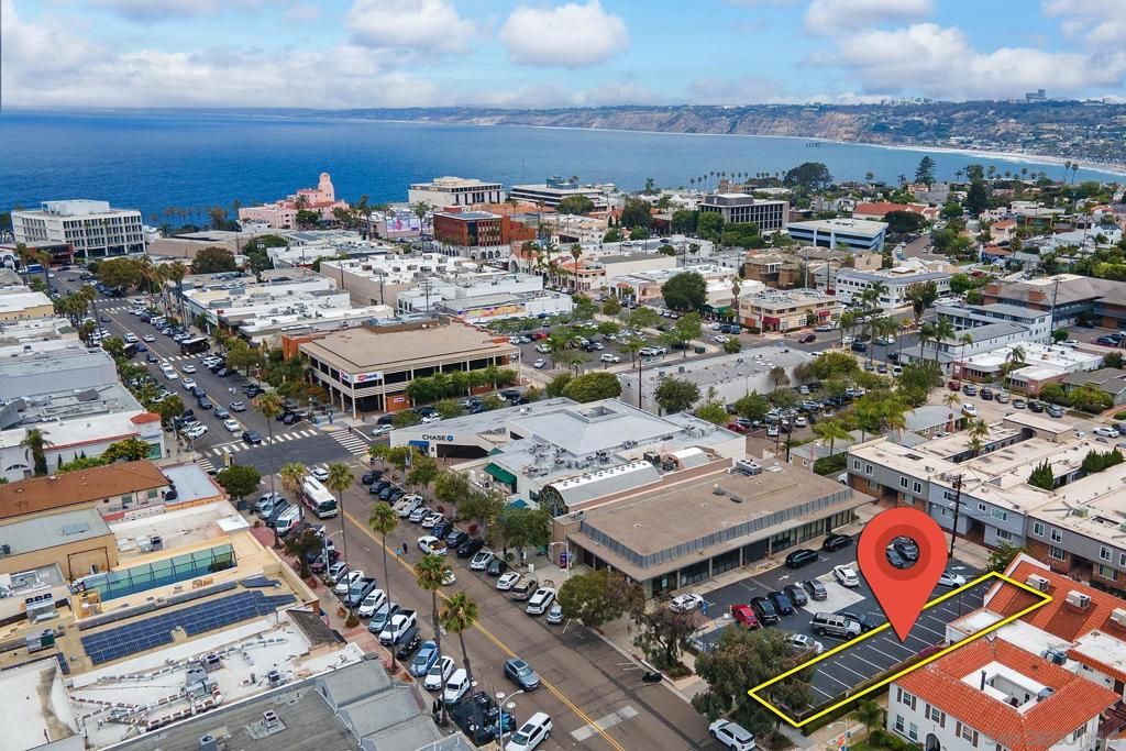 7733 Girard Ave, La Jolla, CA 92037