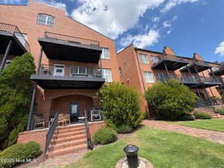 425 W Main 301, Washington, NC 27889