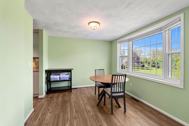 147 Patrick Rd 147, Tewksbury, MA 01876