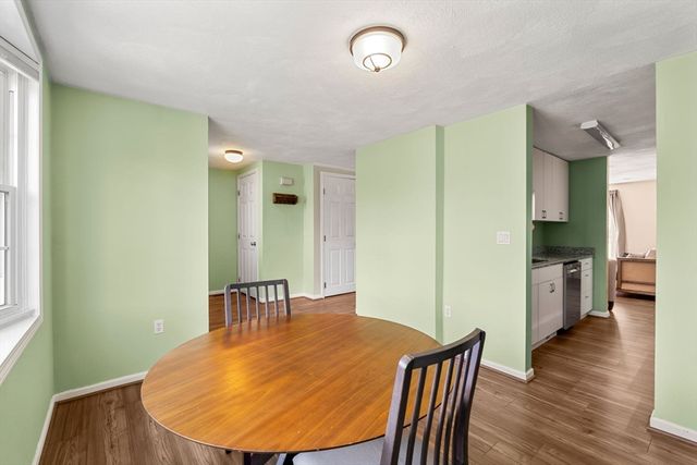 147 Patrick Rd 147, Tewksbury, MA 01876