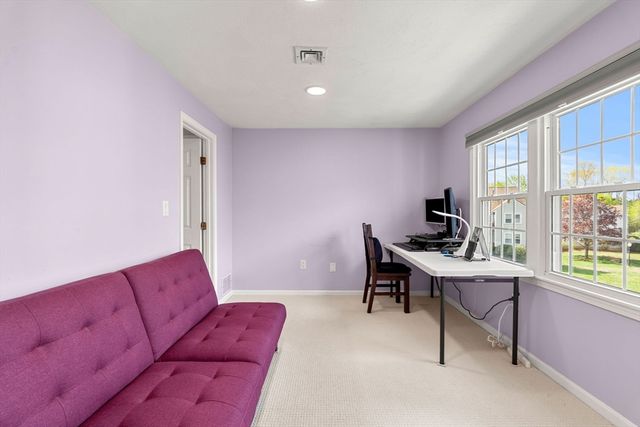 147 Patrick Rd 147, Tewksbury, MA 01876