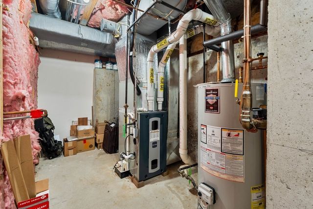 147 Patrick Rd 147, Tewksbury, MA 01876
