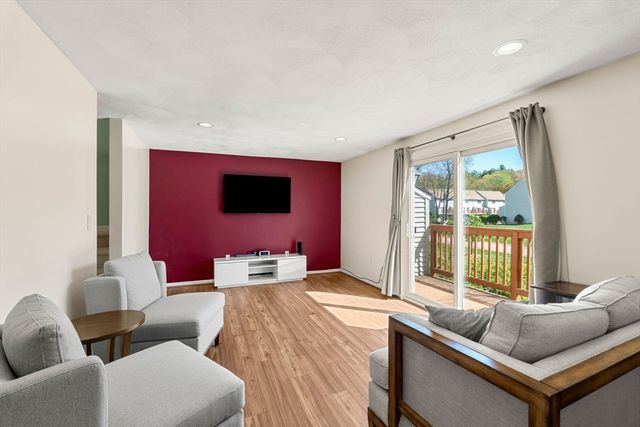 147 Patrick Rd 147, Tewksbury, MA 01876