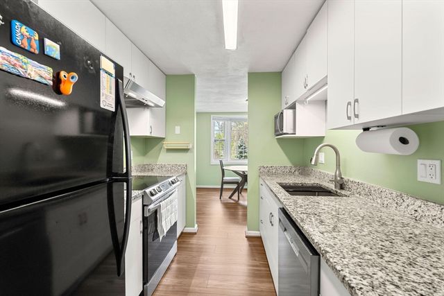 147 Patrick Rd 147, Tewksbury, MA 01876