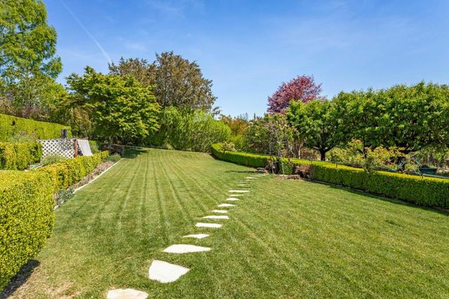 55 Mission Trail Road, Woodside, CA 94062