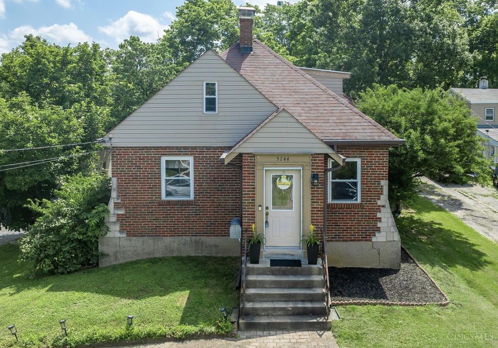 5244 Arrow Avenue, Green Twp, OH 45247