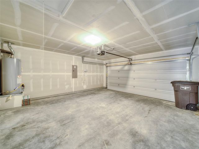 357 Sun Bluff Road, Fort Worth, TX 76052