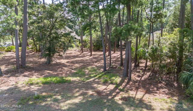 13 Butterfield Lane, Beaufort, SC 29907