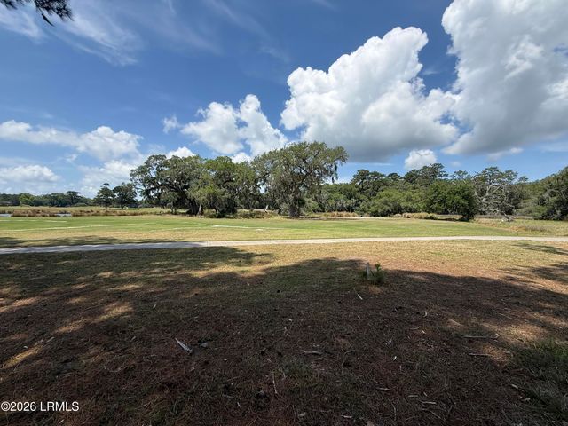 13 Butterfield Lane, Beaufort, SC 29907