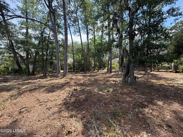13 Butterfield Lane, Beaufort, SC 29907