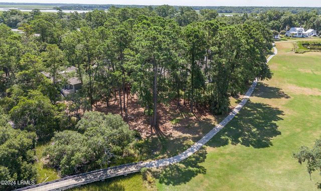 13 Butterfield Lane, Beaufort, SC 29907