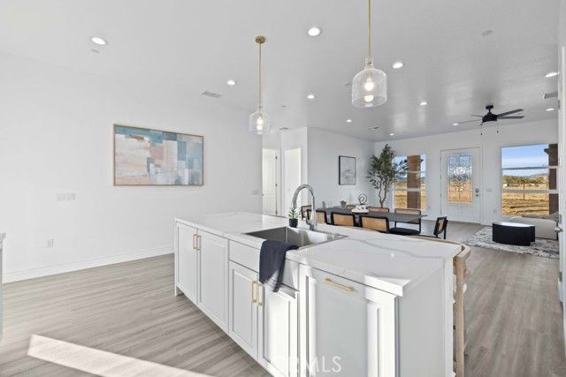 7214 W Avenue A-6, Lancaster, CA 93536