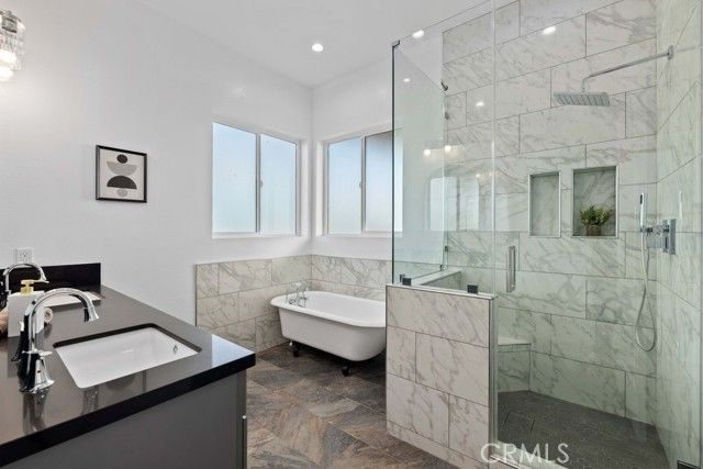 7214 W Avenue A-6, Lancaster, CA 93536