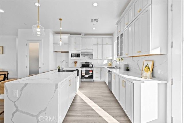 7214 W Avenue A-6, Lancaster, CA 93536