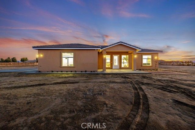 7214 W Avenue A-6, Lancaster, CA 93536