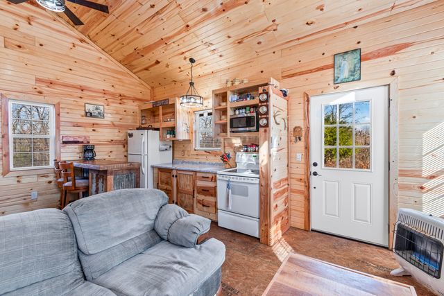 22805 State Highway Cc, Warsaw, MO 65355