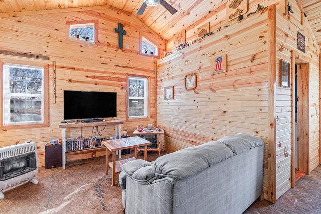 22805 State Highway Cc, Warsaw, MO 65355