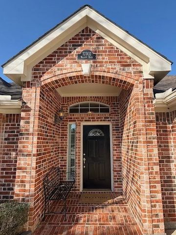 12302 Walden Road, Montgomery, TX 77356