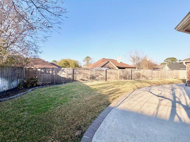 12302 Walden Road, Montgomery, TX 77356