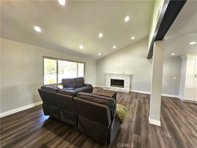 4722 Summit, Simi Valley, CA 93063