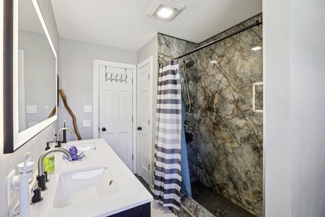 5316 Groveland Terrace, Madison, WI 53716