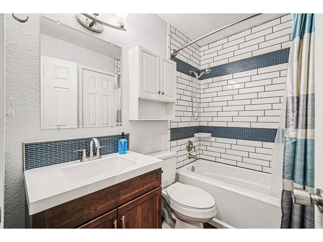 1404 Willow Dr, Berthoud, CO 80513