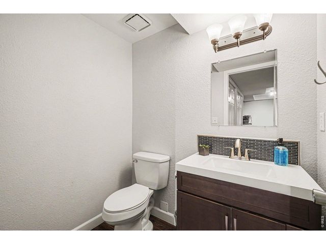 1404 Willow Dr, Berthoud, CO 80513