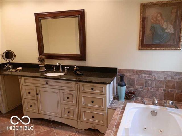 4918 Palomino Trail, Indianapolis, IN 46239