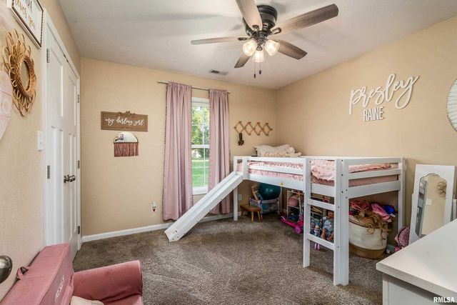 306 S PENNSYLVANIA Avenue, Carterville, IL 62918