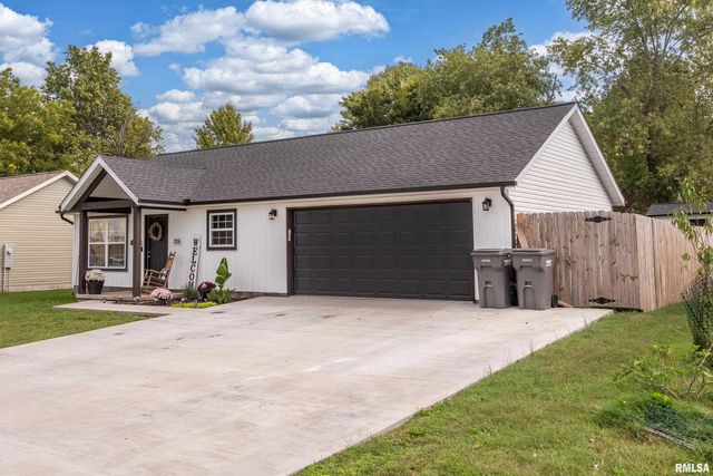 306 S PENNSYLVANIA Avenue, Carterville, IL 62918