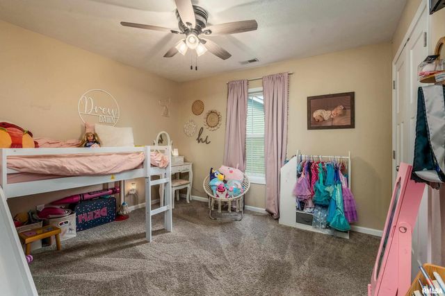 306 S PENNSYLVANIA Avenue, Carterville, IL 62918