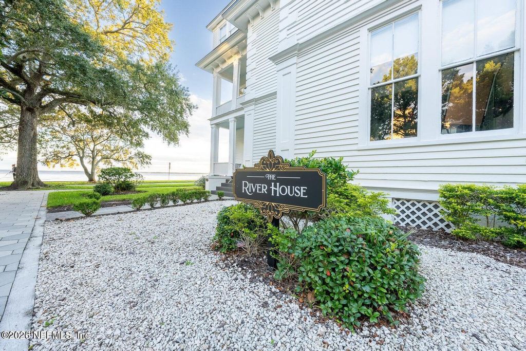 2105 RIVER Boulevard 3, Jacksonville, FL 32204