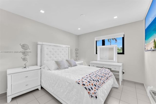 1417 SW 139 AVE, Miami, FL 33184