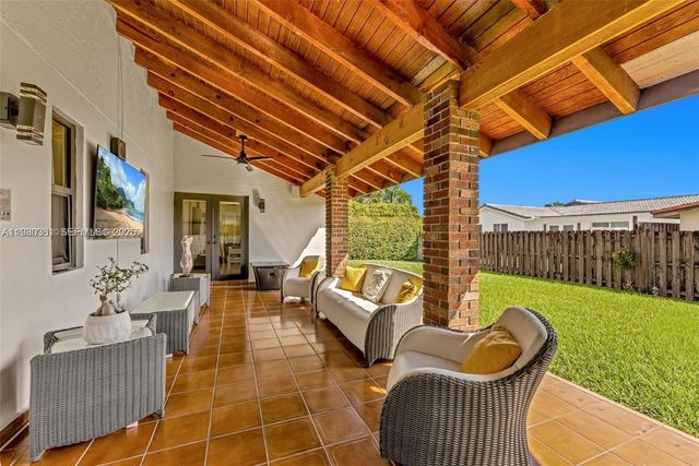 1417 SW 139 AVE, Miami, FL 33184