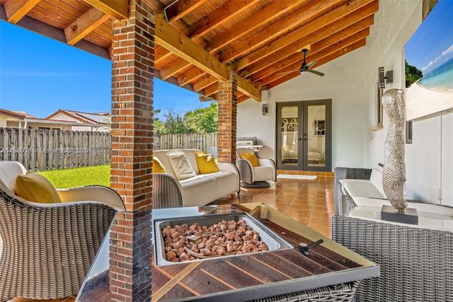 1417 SW 139 AVE, Miami, FL 33184