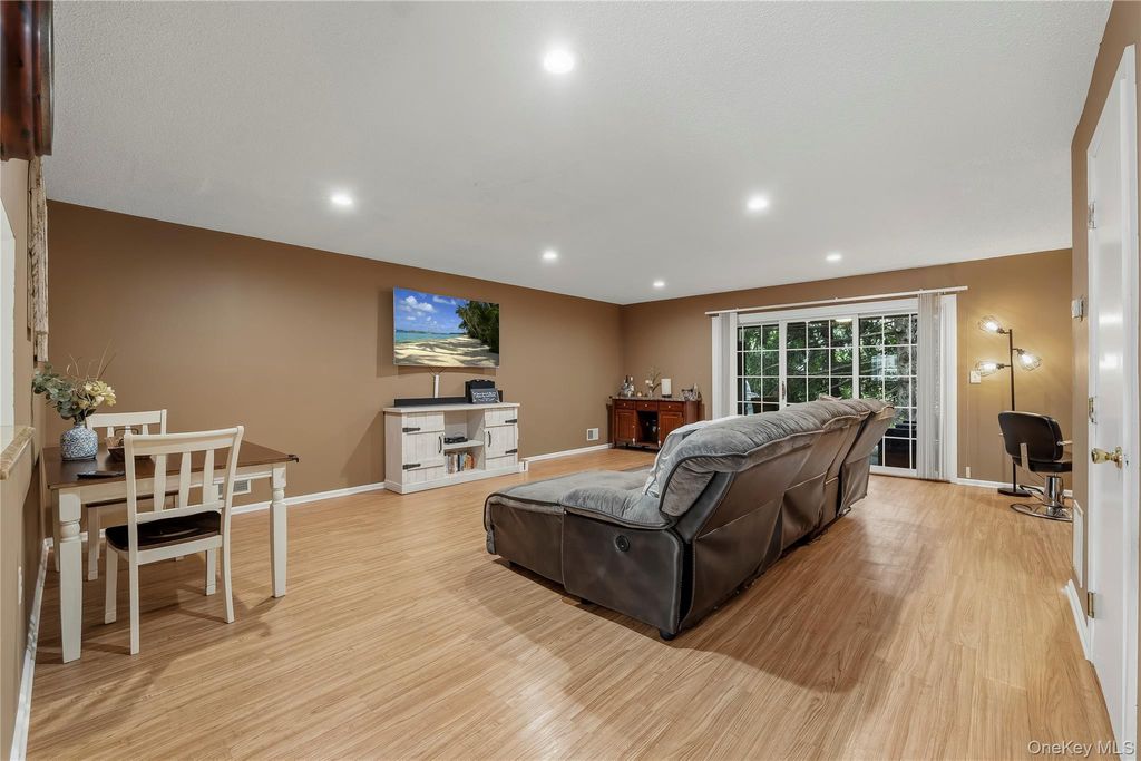 30 Winchester Avenue, Peekskill, NY 10566 — photo 5