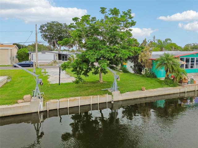 102 SCHOONER DRIVE 102, Palm Harbor, FL 34683