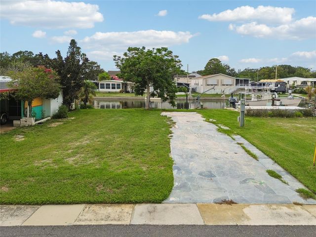 102 SCHOONER DRIVE 102, Palm Harbor, FL 34683