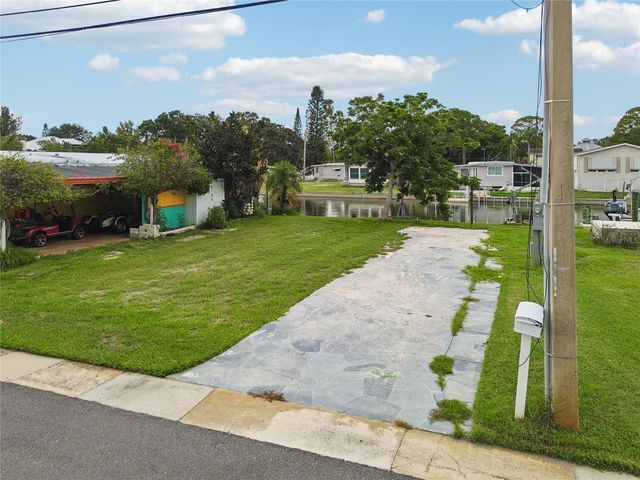 102 SCHOONER DRIVE 102, Palm Harbor, FL 34683