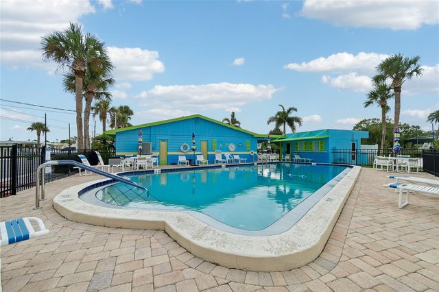102 SCHOONER DRIVE 102, Palm Harbor, FL 34683